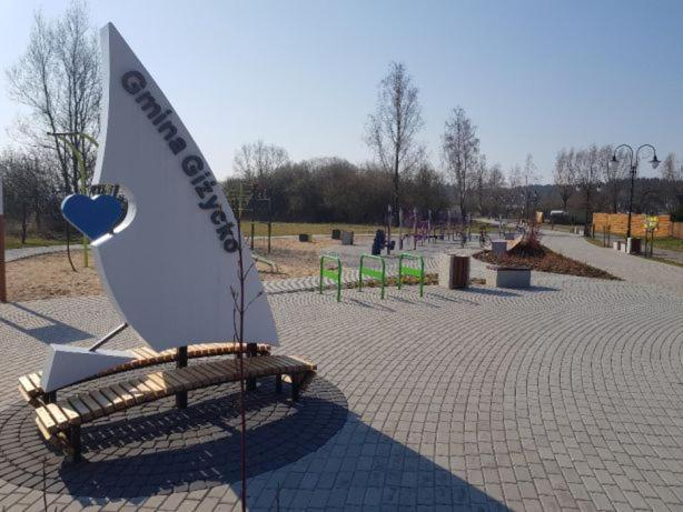 Gizycko - Wilkasy - Apartmazury Buitenkant foto